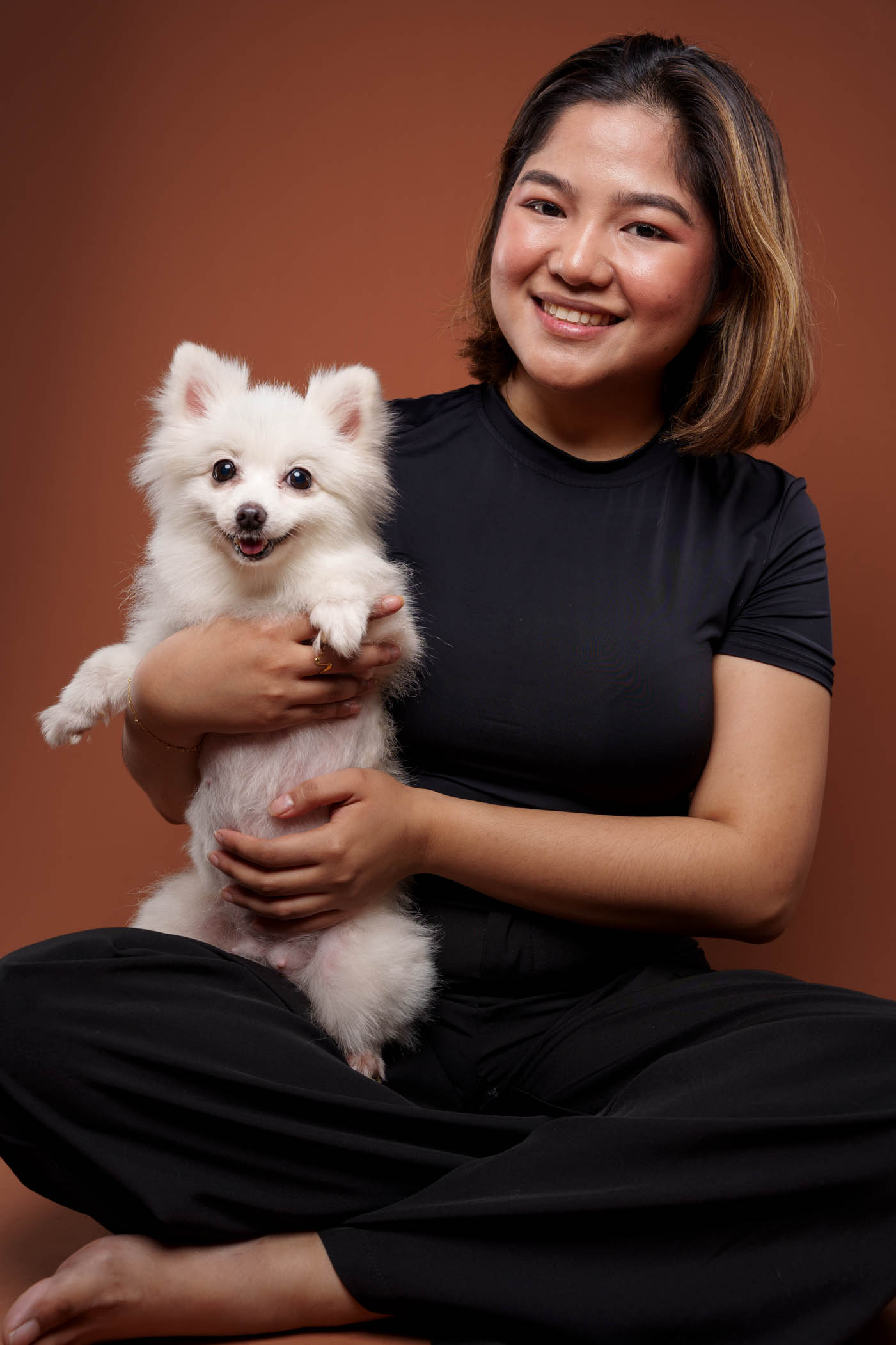 Pomeranian pet portrait captured during a home-visit photoshoot in Parañaque by PawPlay Studios